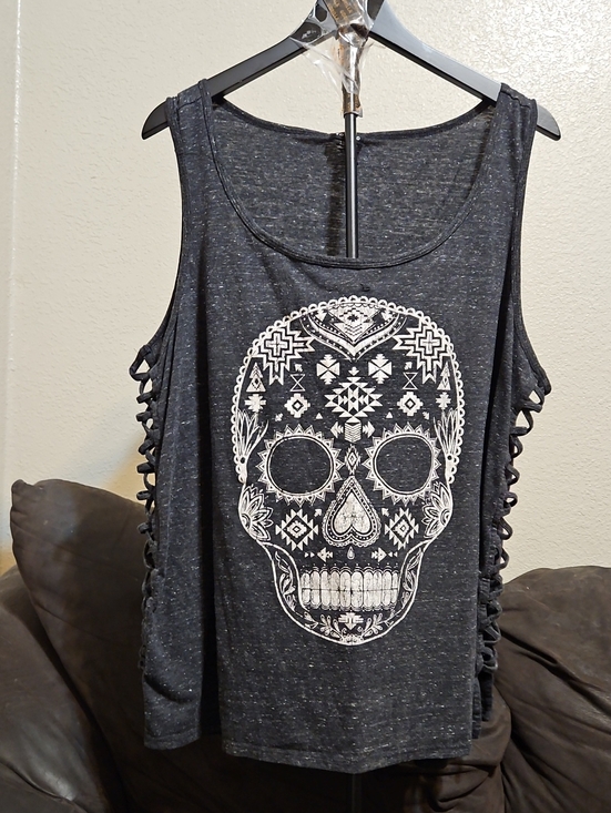 torrid Tops - torrid Charcoal Tank with White Sugar Skull Graphic